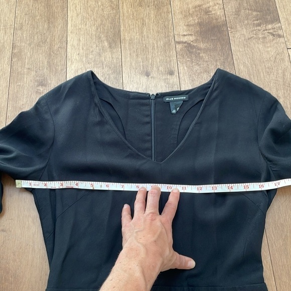 Club Monaco Bodena frill Long Sleeve Romper Jumpsuit shorts v neck Black Sz 0 - Picture 13 of 16